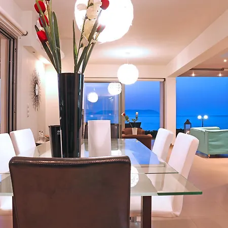Villa Almyra *